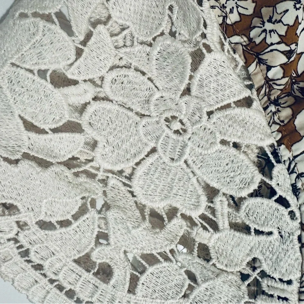 Floral Lace Trim Top - Brown - Picture 9 of 13